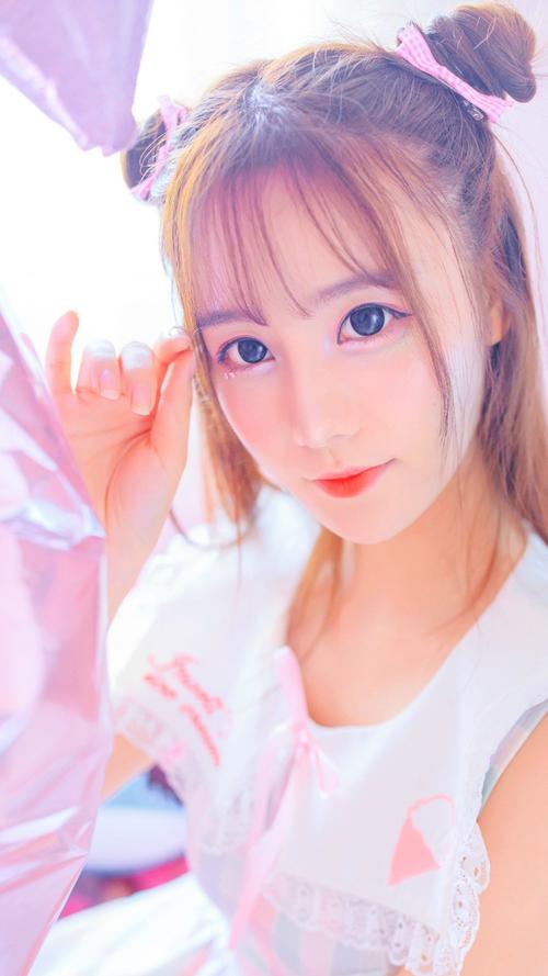 我和闺蜜在ktv被调教