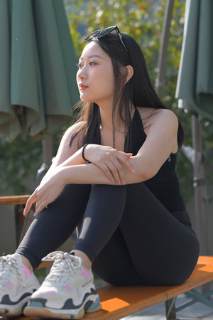 欧美性感无毛美女视频