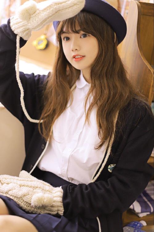 曹查理李月仙演的