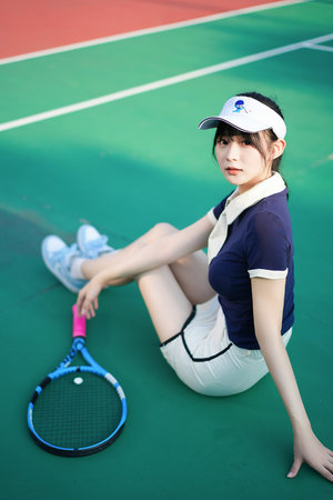 逃学少妇带回家