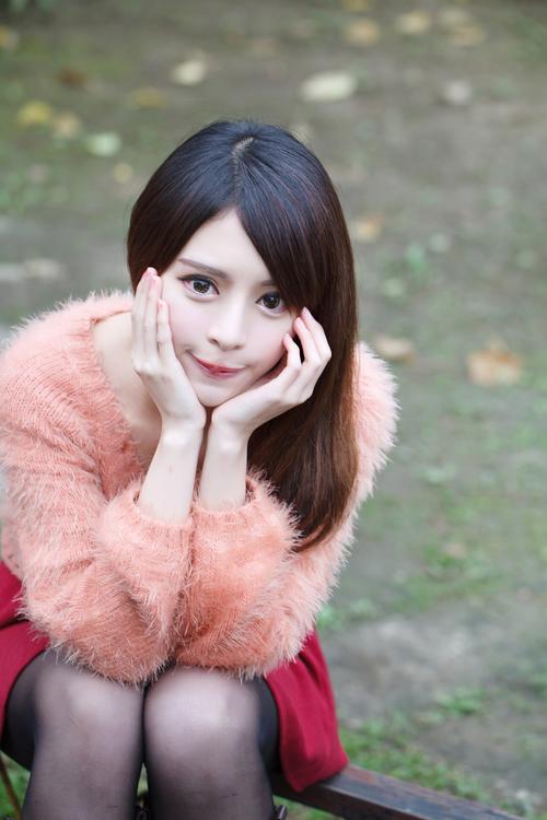 高中女生开车疼痛的声音