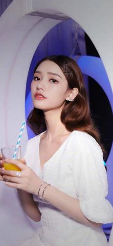 色999日韩女友自偷自拍333