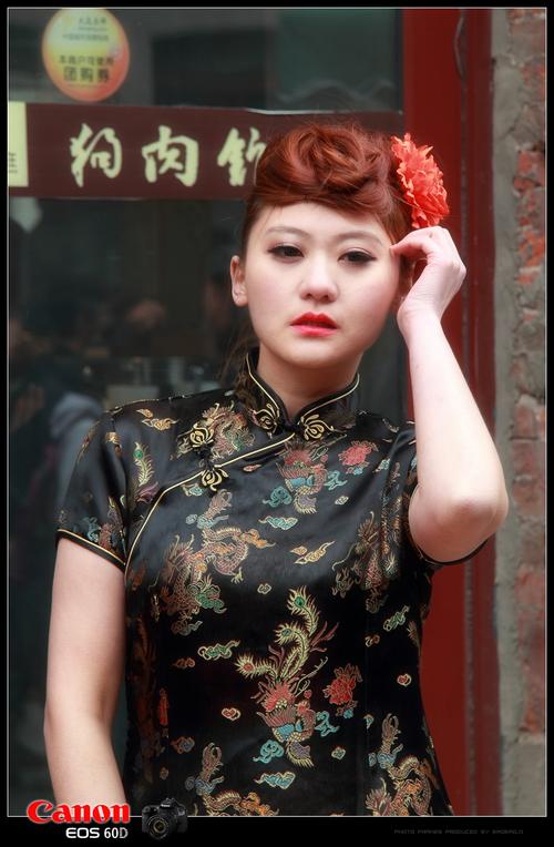 黑人操丰满的老女人