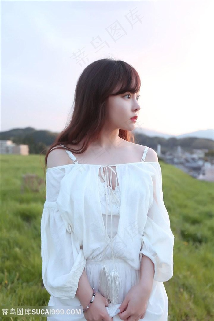 日本舌吻三级浓厚舌吻