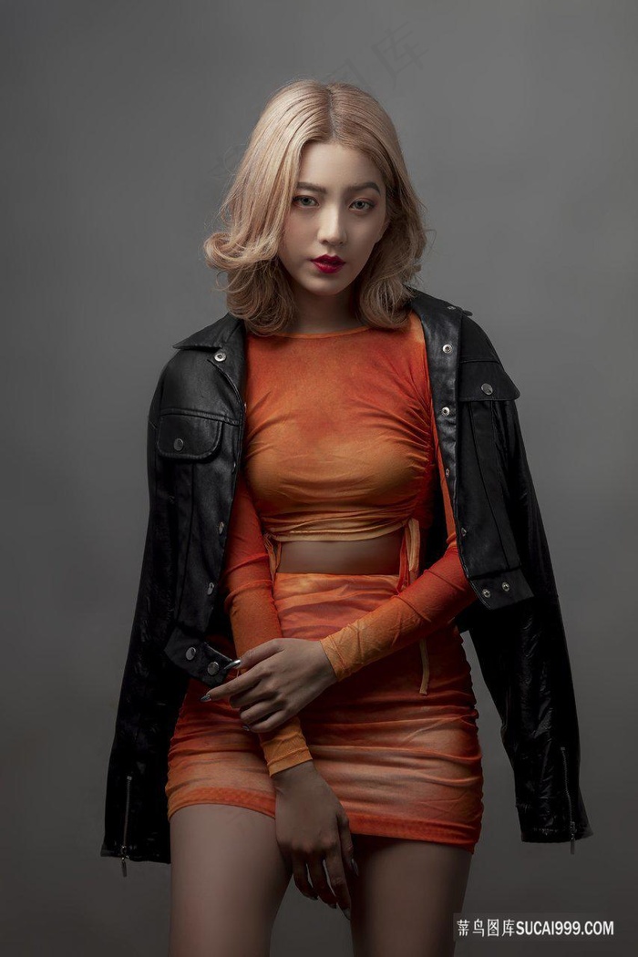 男朋友弄湿我还问我哪里难受