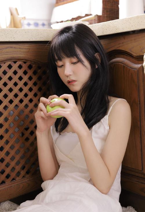 欧美激情第一页不卡