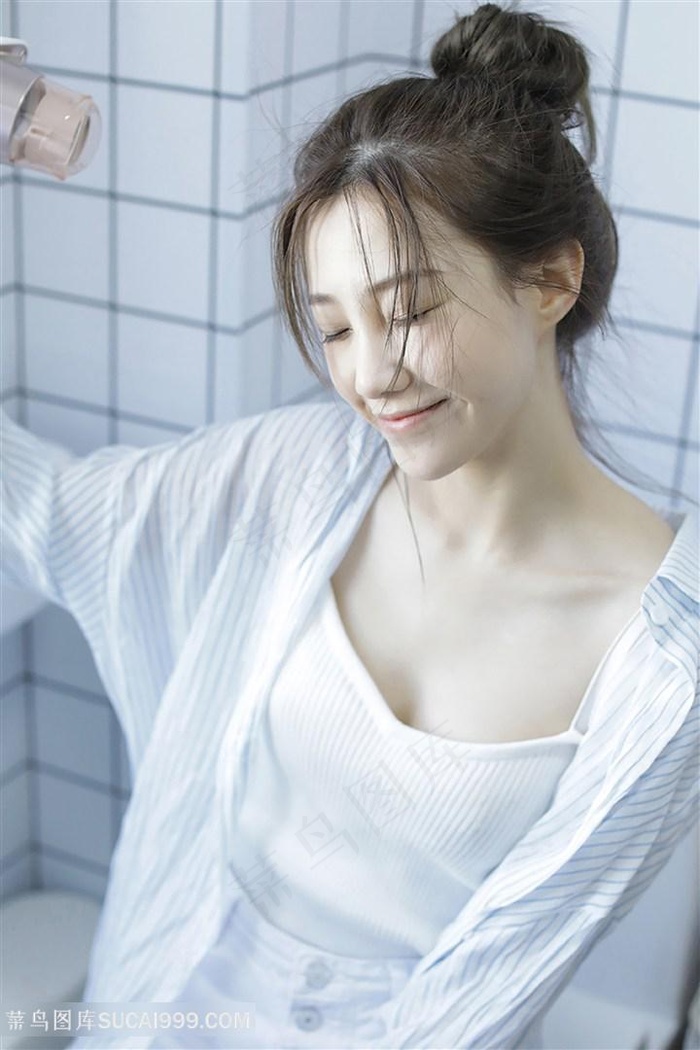 上面的嘴吃爸爸的肉棒