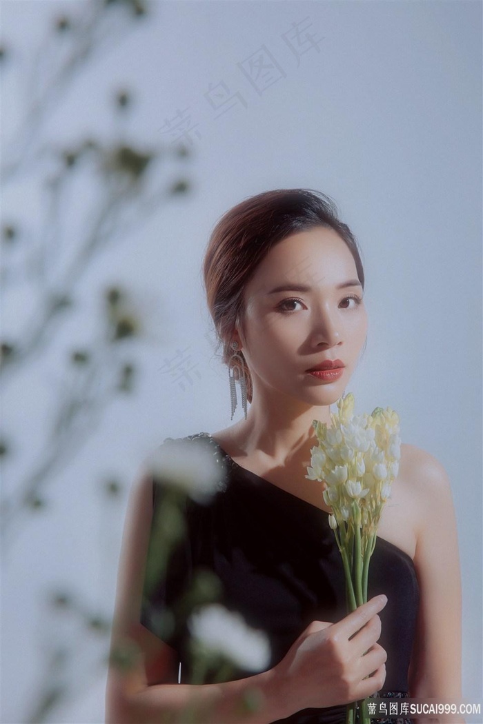 我与公公激情中文字幕