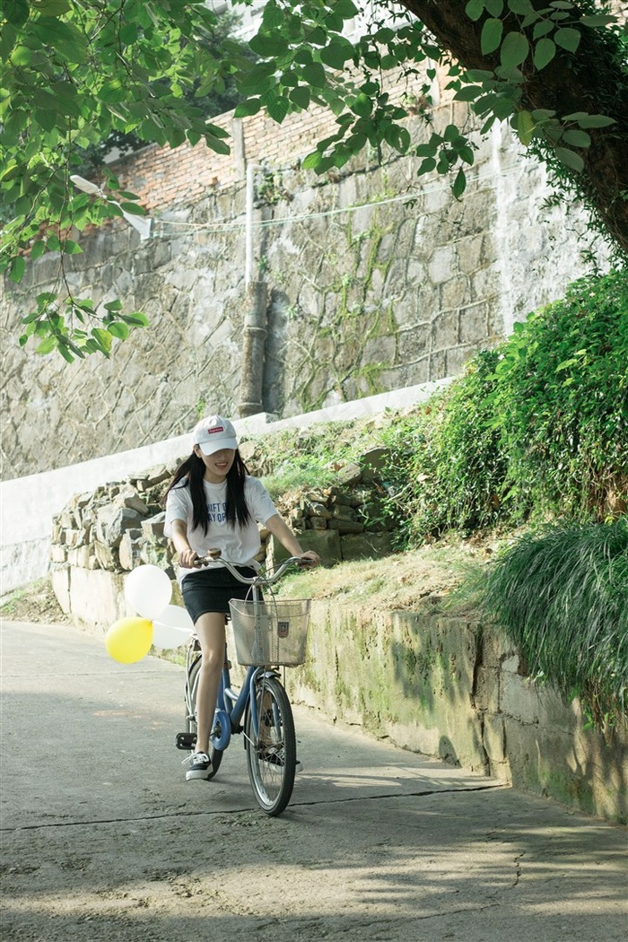 国产A级毛片久久久久久精品