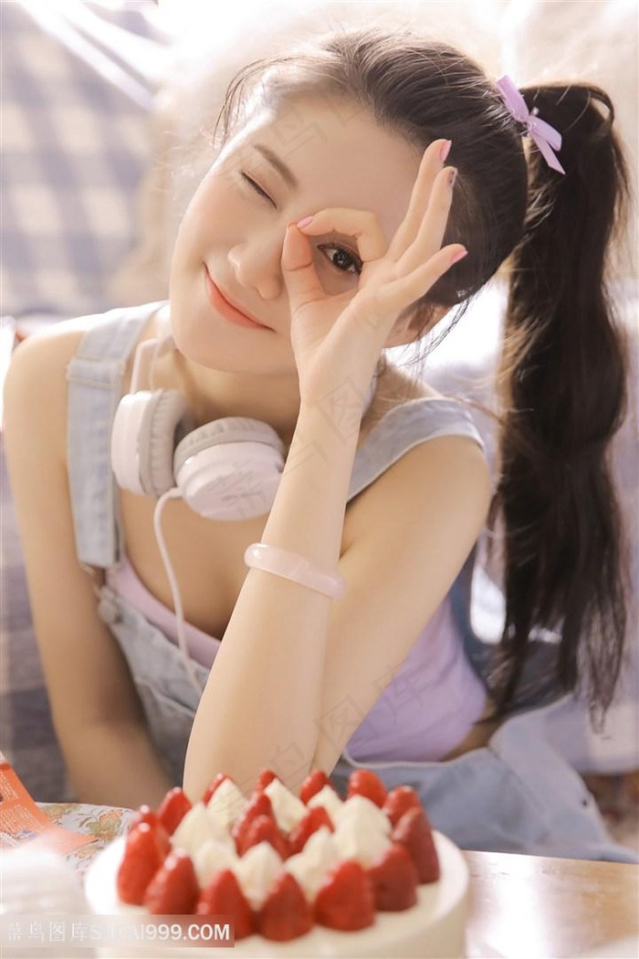 超漂亮华裔白虎學妹粉嫩小穴