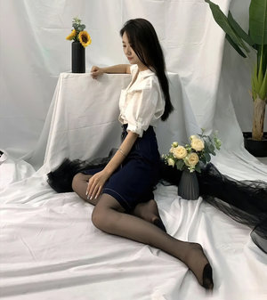 女高中生丰满的奶水