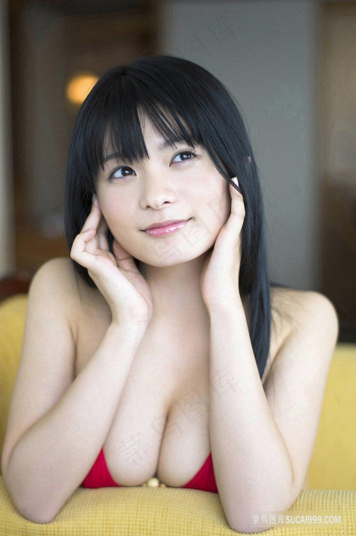 掏出大奶子揉捏