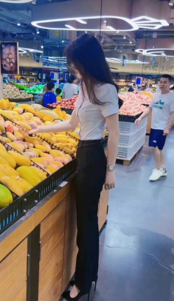 情侣双人互动姿势